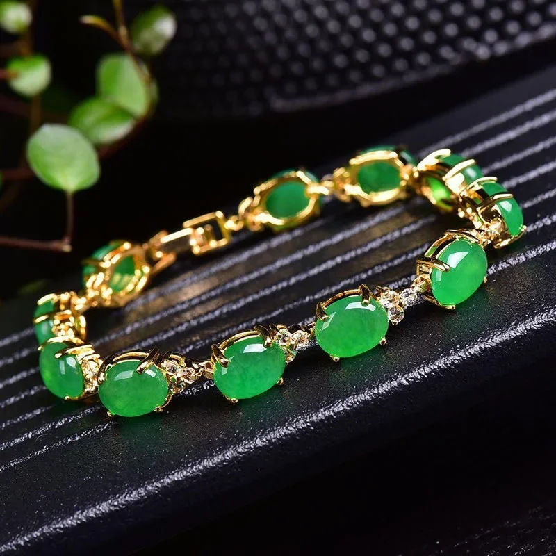Natural Green Jade Agate LOVE  - огляд і ціна Beading